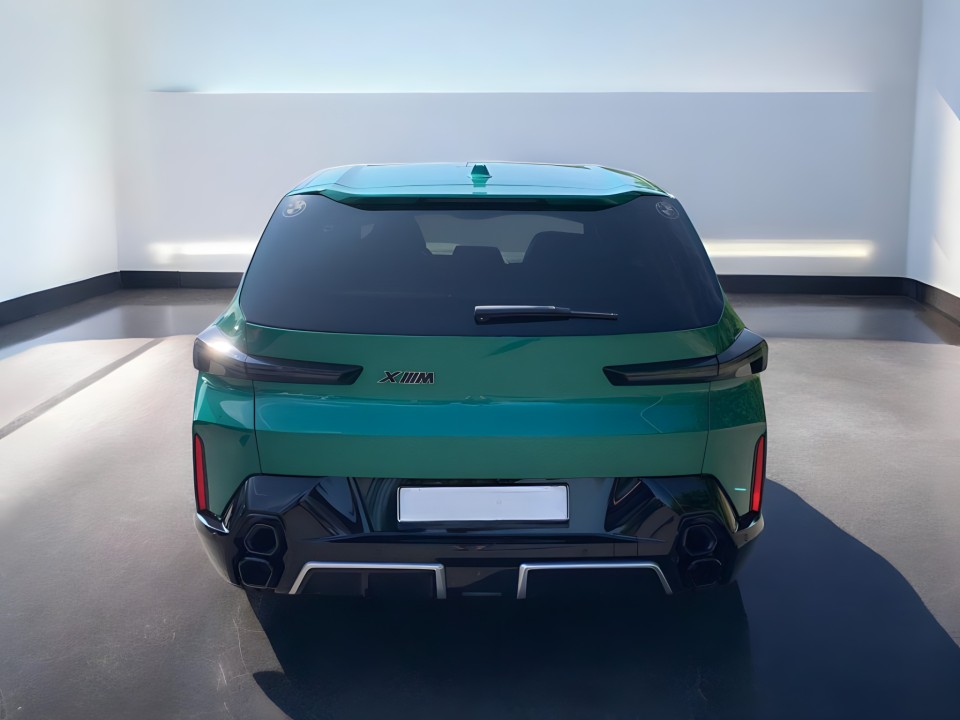 BMW XM 50e (5)