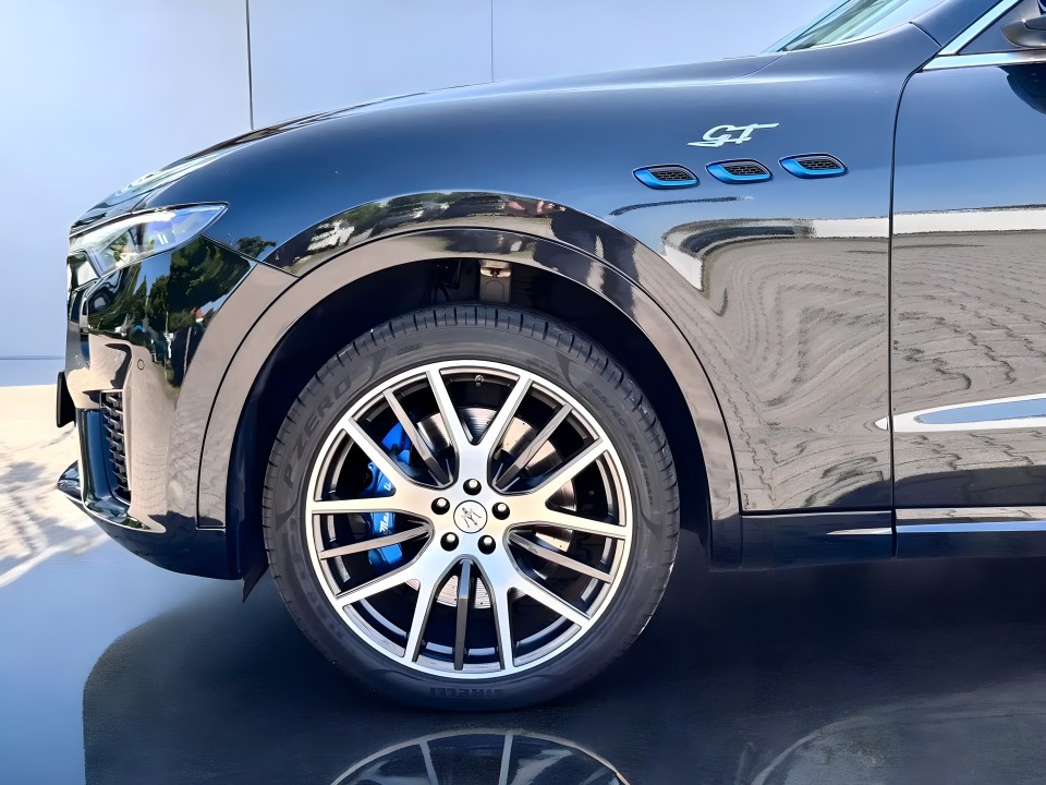 Maserati Levante GT - foto 14