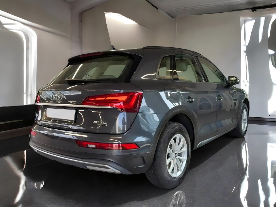 Audi Q5 40TDI quattro S tronic (2)