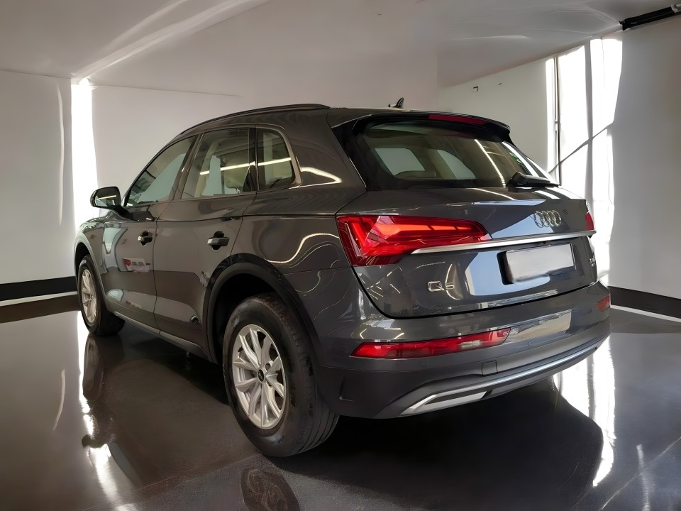 Audi Q5 40TDI quattro S tronic (3)