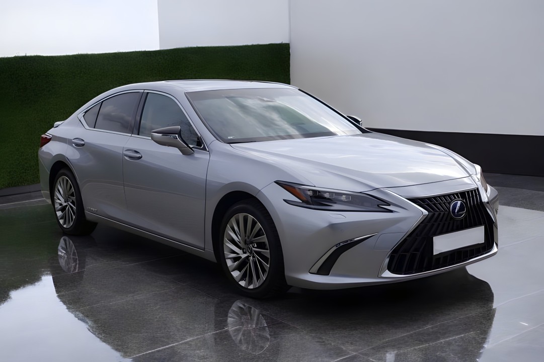 Lexus Seria ES 300h Luxury Line (1)