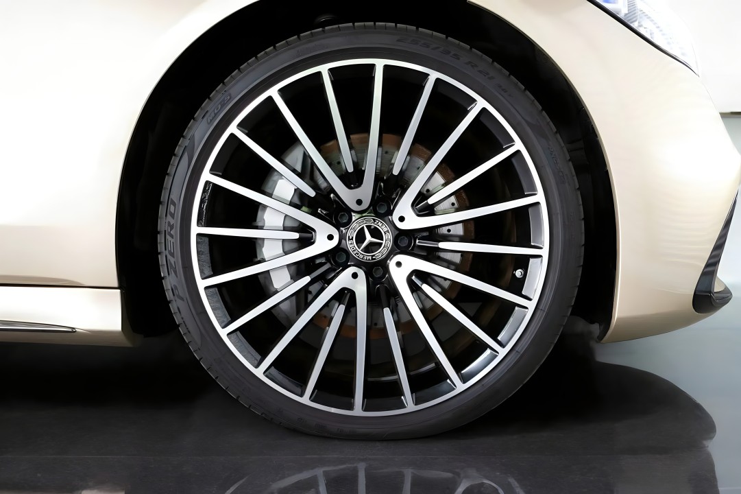 Mercedes-Benz S 500 4MATICAMG - foto 12