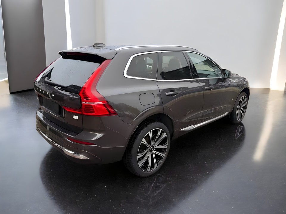 Volvo XC 60 Ultimate Bright Recharge (2)
