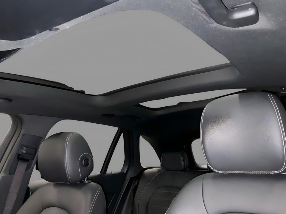 Mercedes-Benz GLC 300d 4MATIC AMG - foto 7