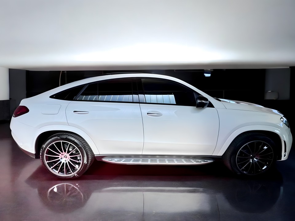 Mercedes-Benz GLE Coupe 350d AMG (2)