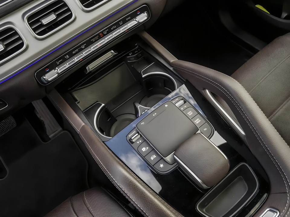 Mercedes-Benz GLE 400d AMG - foto 8