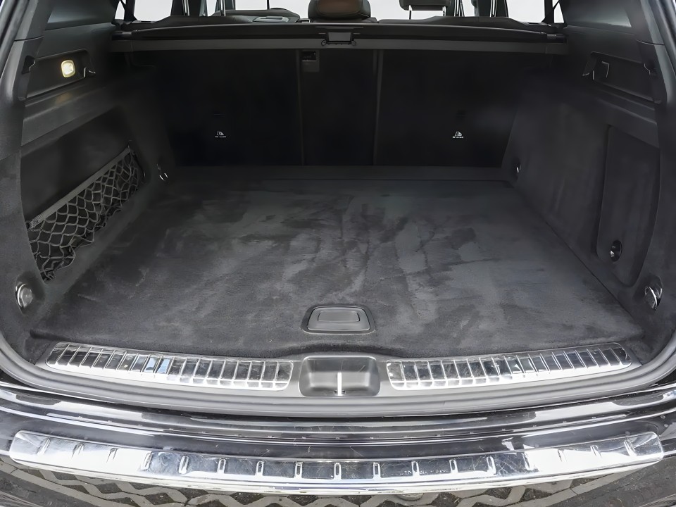 Mercedes-Benz GLE 400d AMG - foto 12