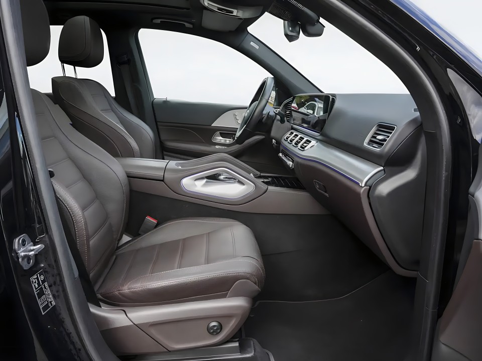 Mercedes-Benz GLE 400d AMG - foto 6