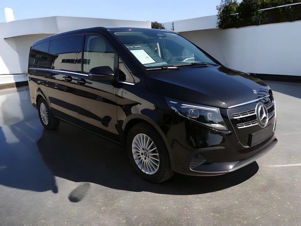 Mercedes-Benz EQV 300 (2)