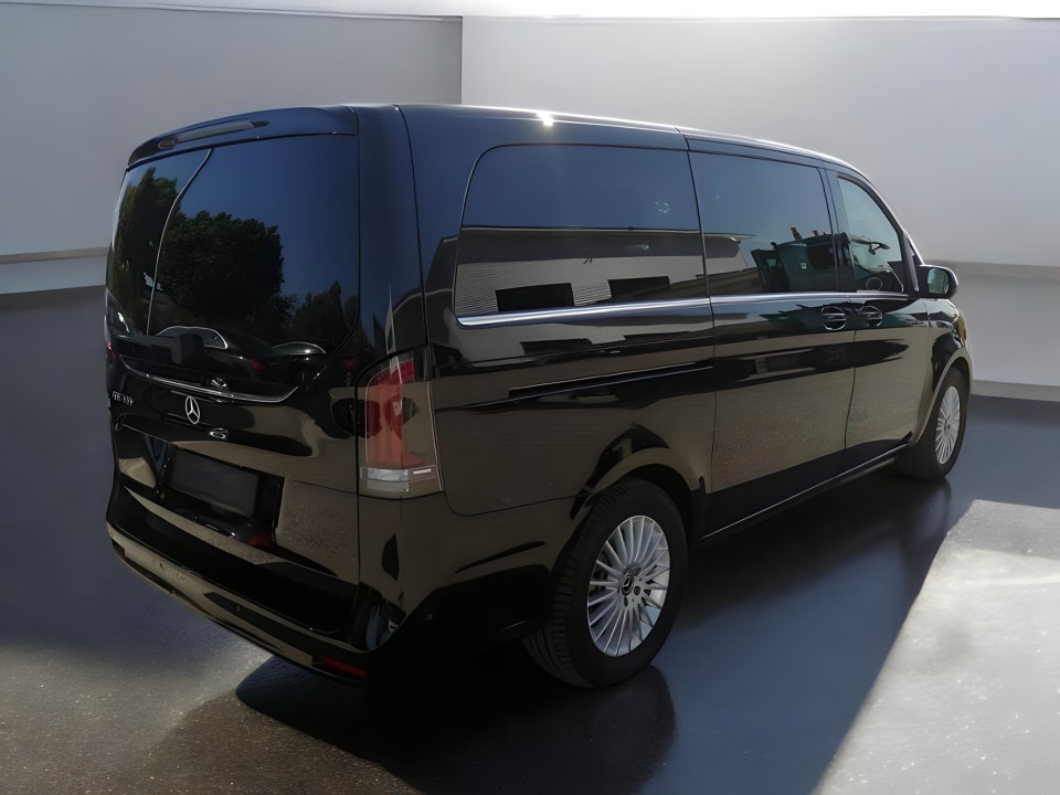 Mercedes-Benz EQV 300 (4)