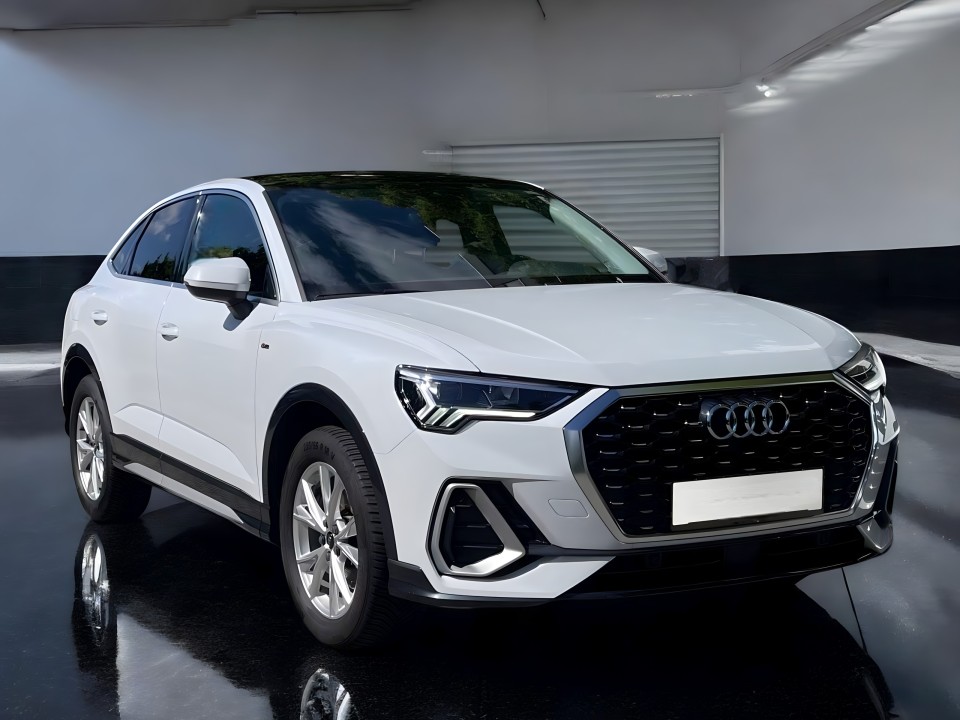 Audi Q3 35 TDI S-tronic S-line (1)