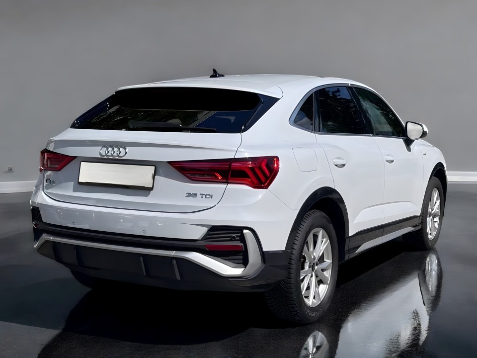 Audi Q3 35 TDI S-tronic S-line (3)