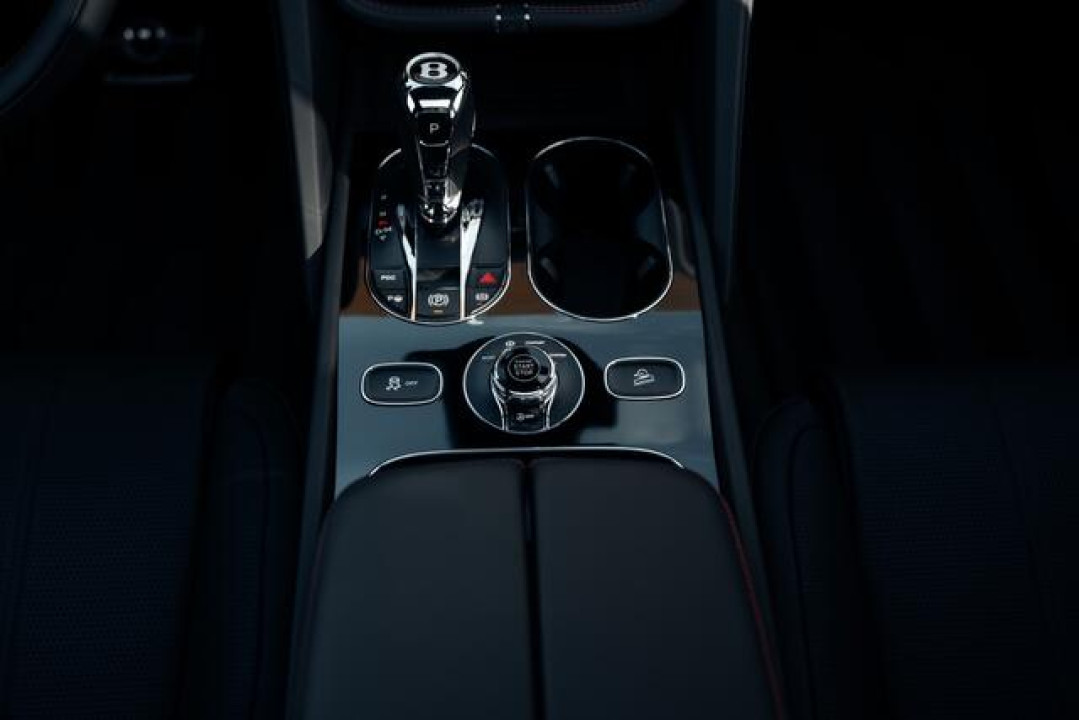 Bentley Bentayga 4.0 V8 Azure - foto 15