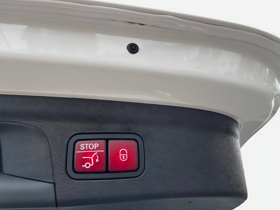 Mercedes-Benz GLE 400d AMG - foto 38