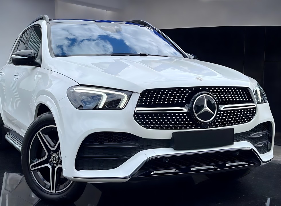 Mercedes-Benz GLE 400d AMG - foto 12