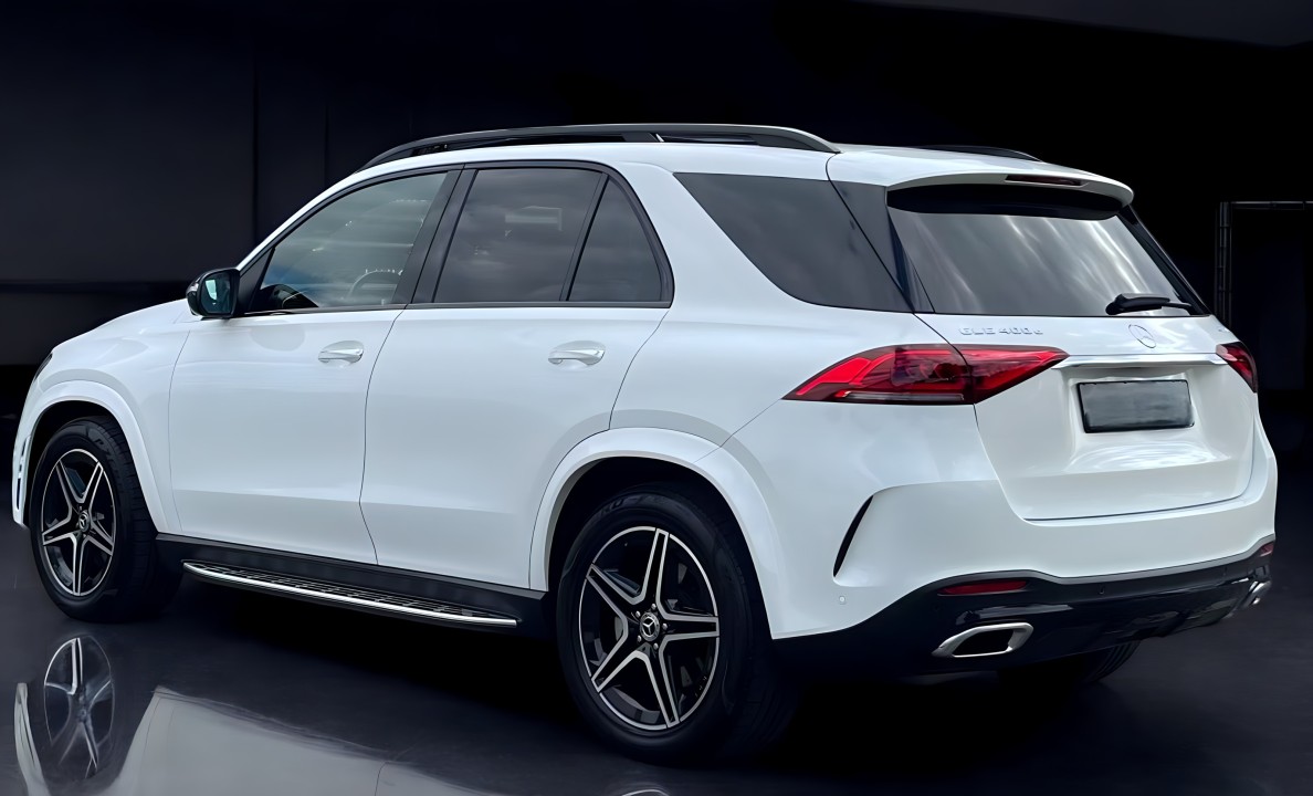 Mercedes-Benz GLE 400d AMG - foto 8