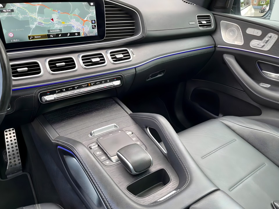 Mercedes-Benz GLE 400d AMG - foto 18