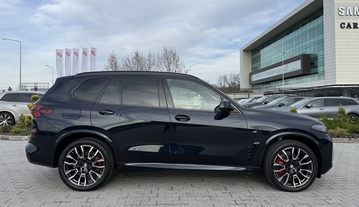 BMW X5 xDrive30d M-Sport (2)