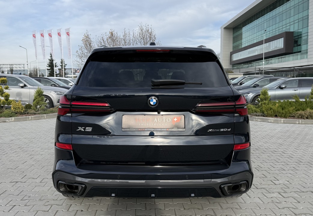 BMW X5 xDrive30d M-Sport (4)