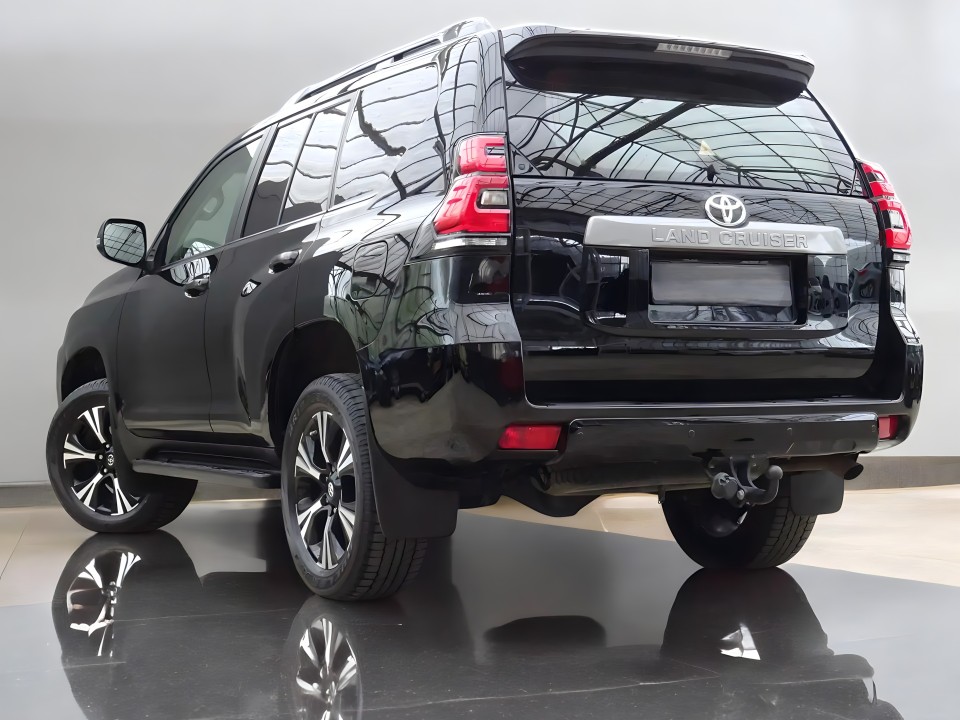 Toyota Land Cruiser Comfort (4)