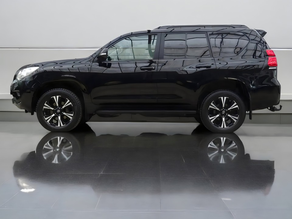 Toyota Land Cruiser Comfort (5)