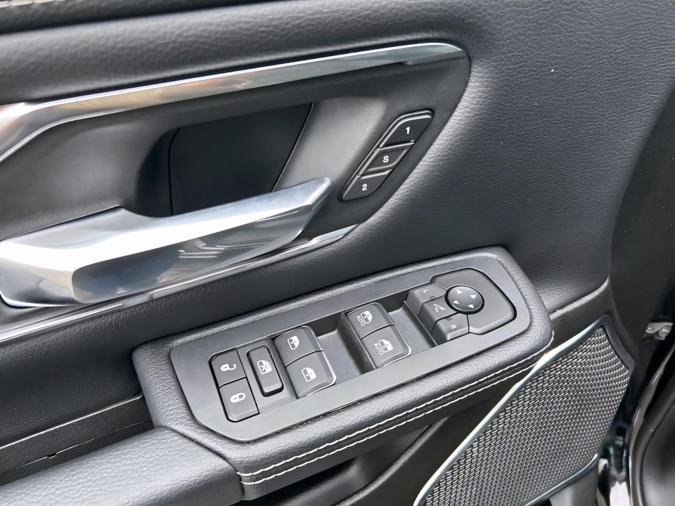 Dodge RAM 1500 - foto 19