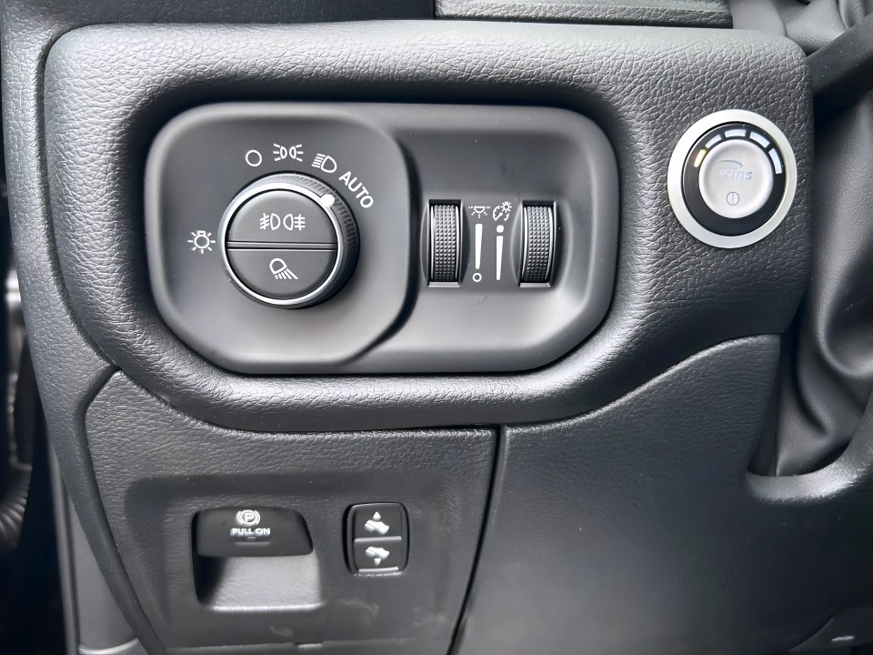 Dodge RAM 1500 - foto 21