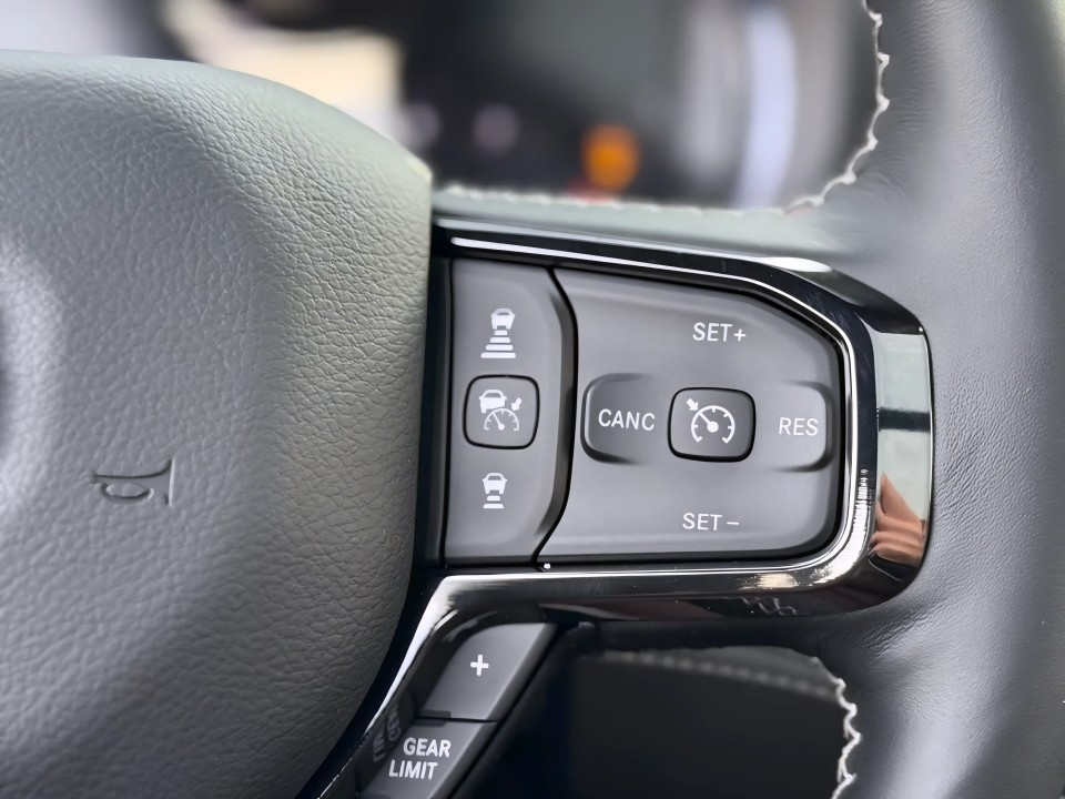 Dodge RAM Limited - foto 14