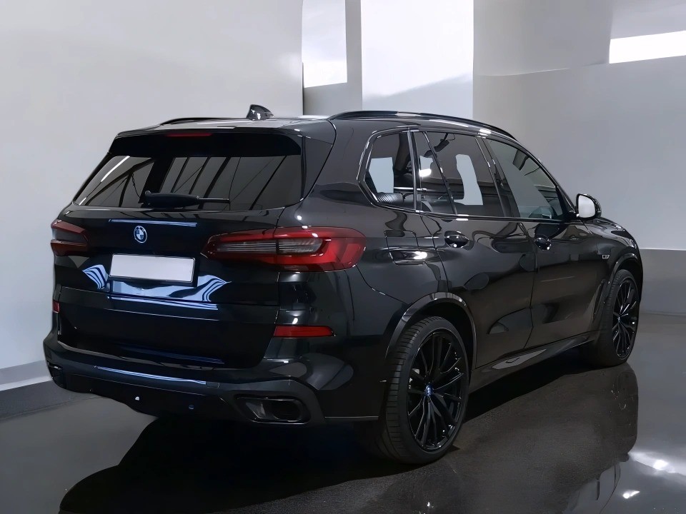 BMW X5 xDrive45e (5)