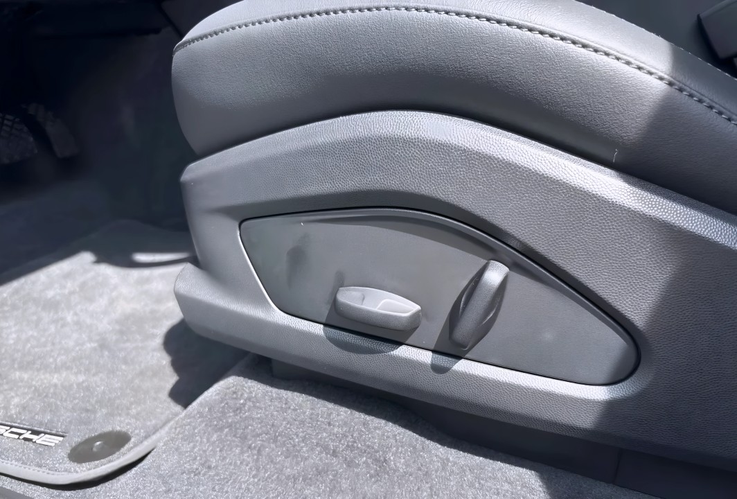 Porsche Macan - foto 17