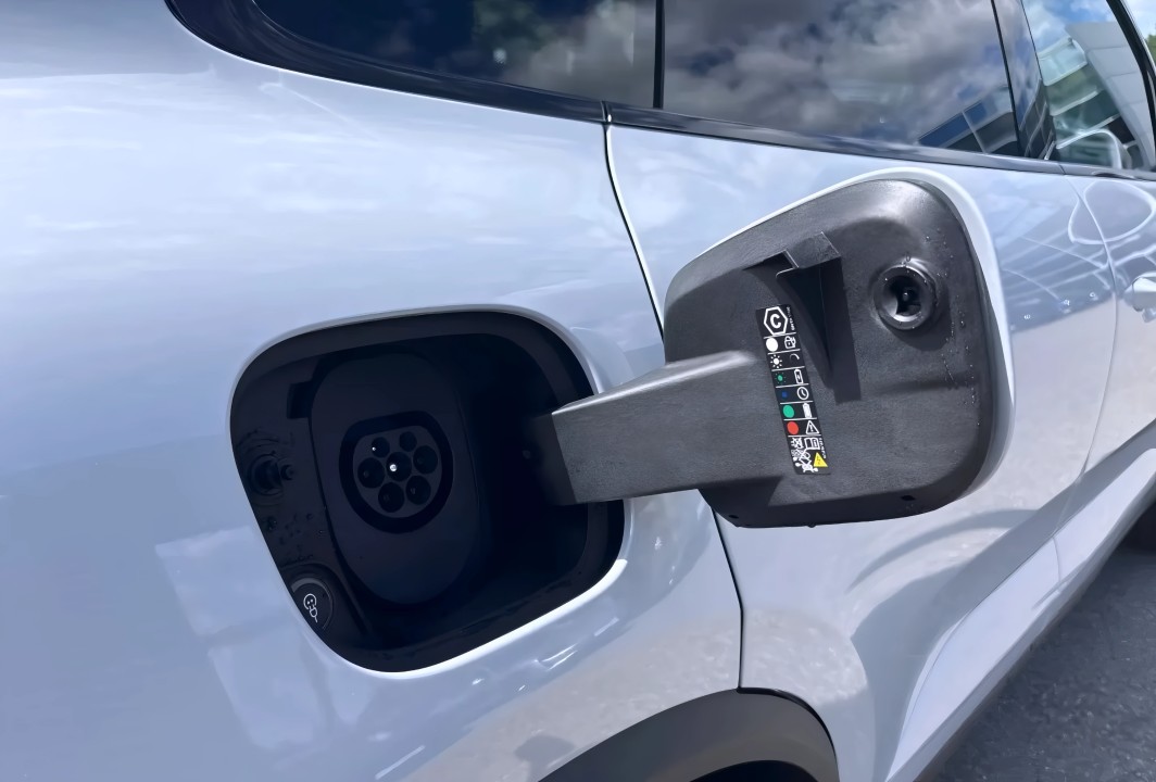 Porsche Macan - foto 25