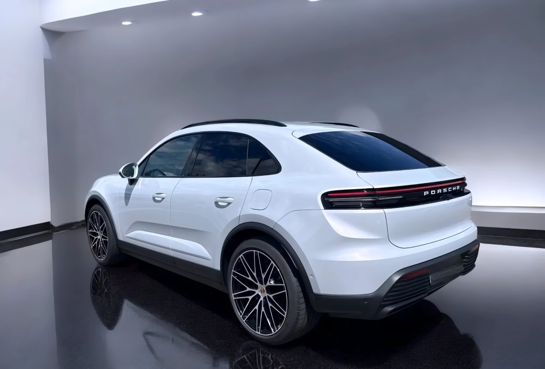Porsche Macan (4)