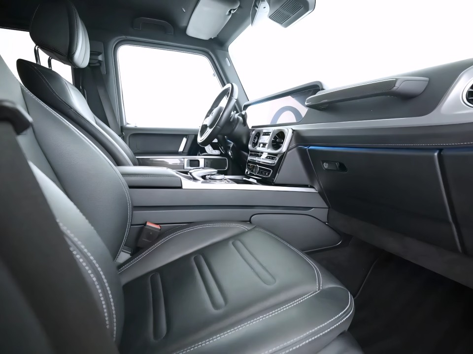 Mercedes-Benz G 400d AMG Line - foto 13