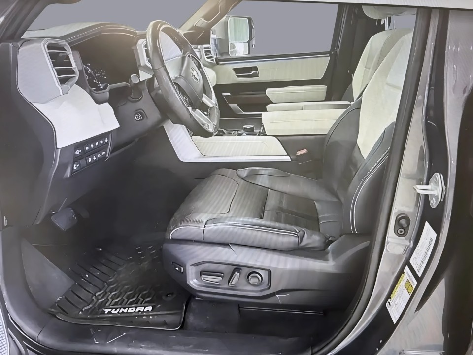 Toyota Tundra - foto 6