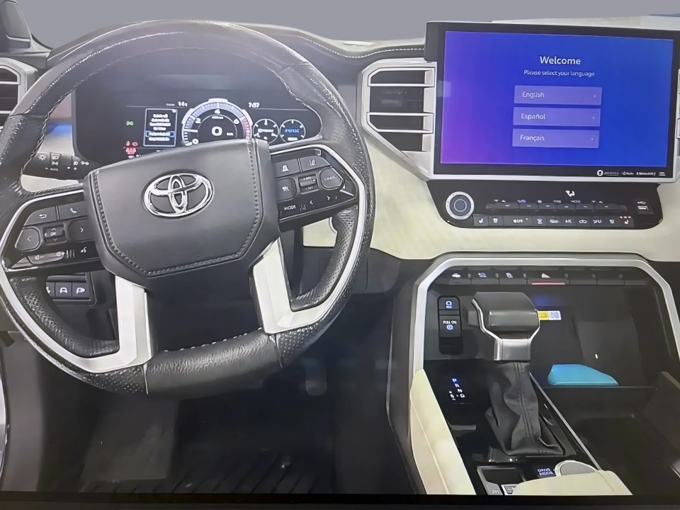 Toyota Tundra - foto 8