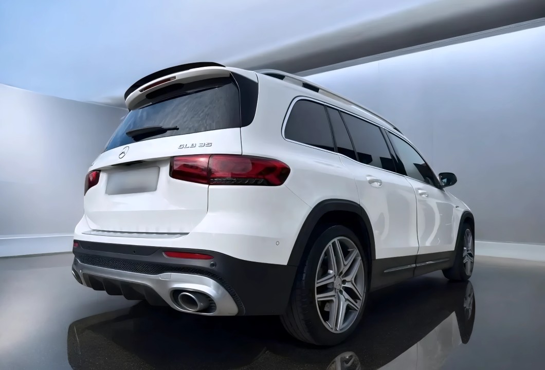 Mercedes-Benz GLB 35 AMG (3)