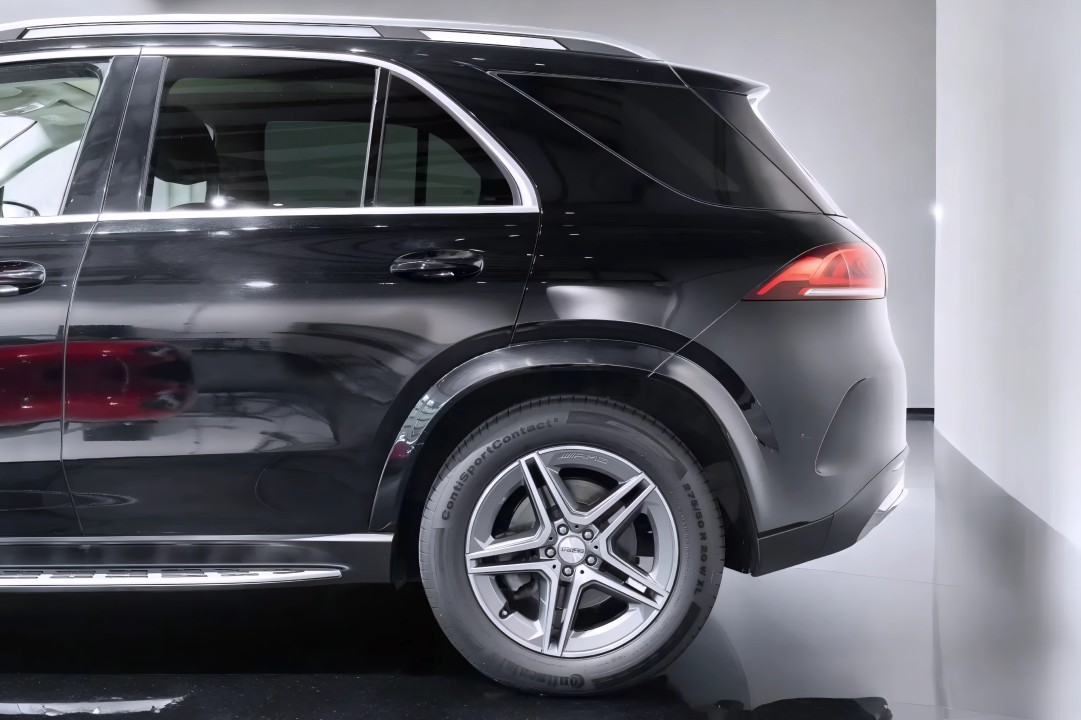 Mercedes-Benz GLE 350d 4MATIC AMG - foto 29