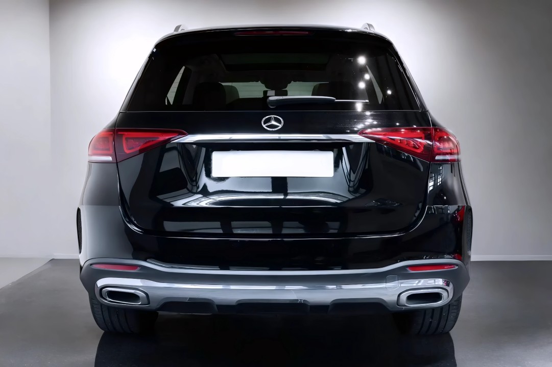 Mercedes-Benz GLE 350d 4MATIC AMG (4)