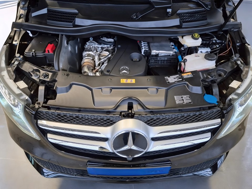 Mercedes-Benz V 300d Long - foto 23