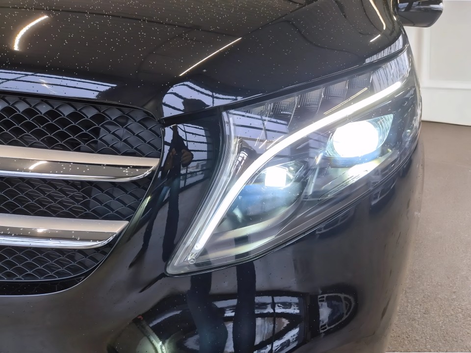 Mercedes-Benz V 300d Long - foto 19