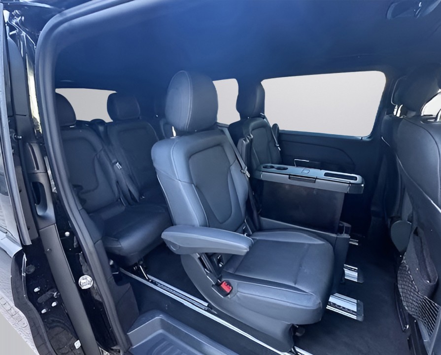 Mercedes-Benz V 300d - foto 9