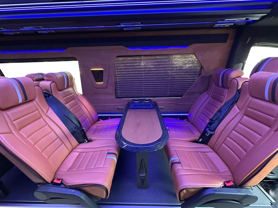 Mercedes-Benz Sprinter 519 VIP 17+1 - foto 15