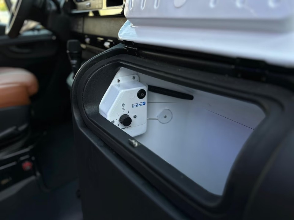 Mercedes-Benz Sprinter 519 VIP 17+1 - foto 13