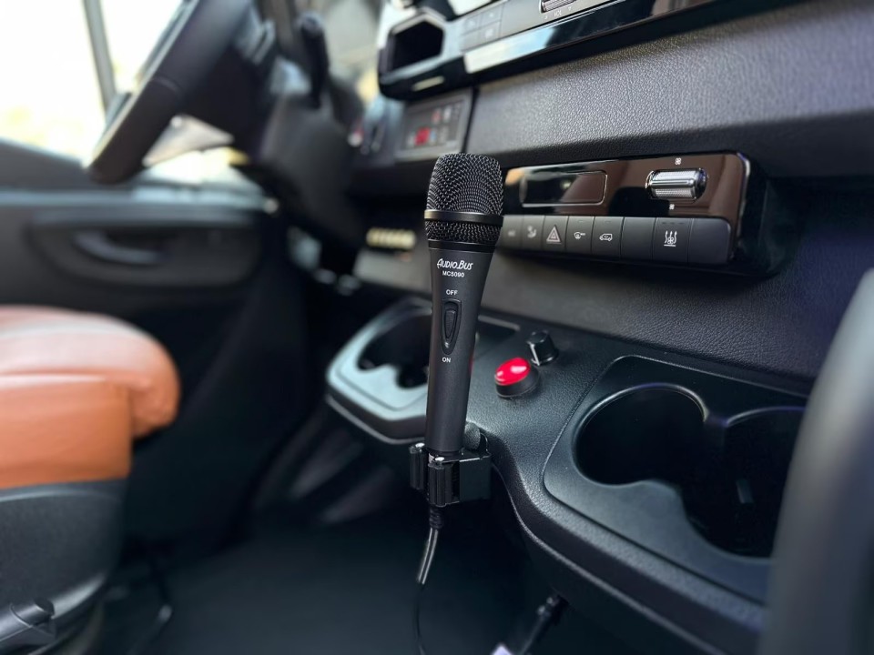 Mercedes-Benz Sprinter 519 VIP 17+1 - foto 11