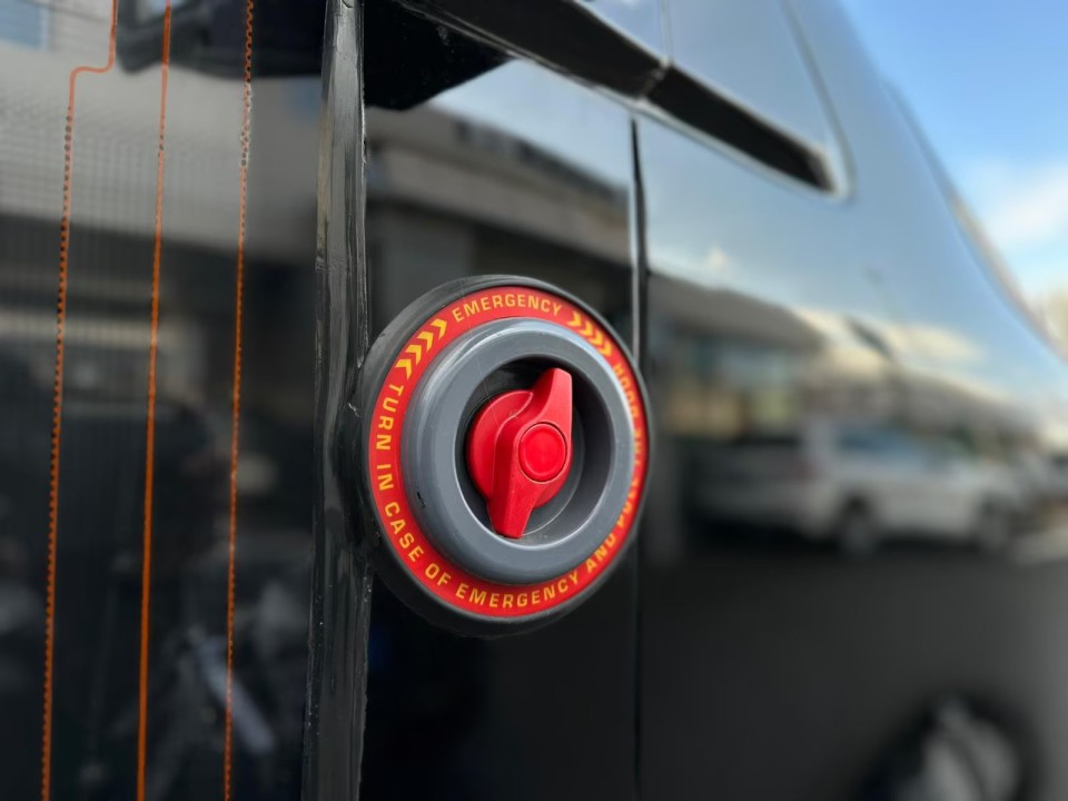 Mercedes-Benz Sprinter 519 VIP 17+1 - foto 38