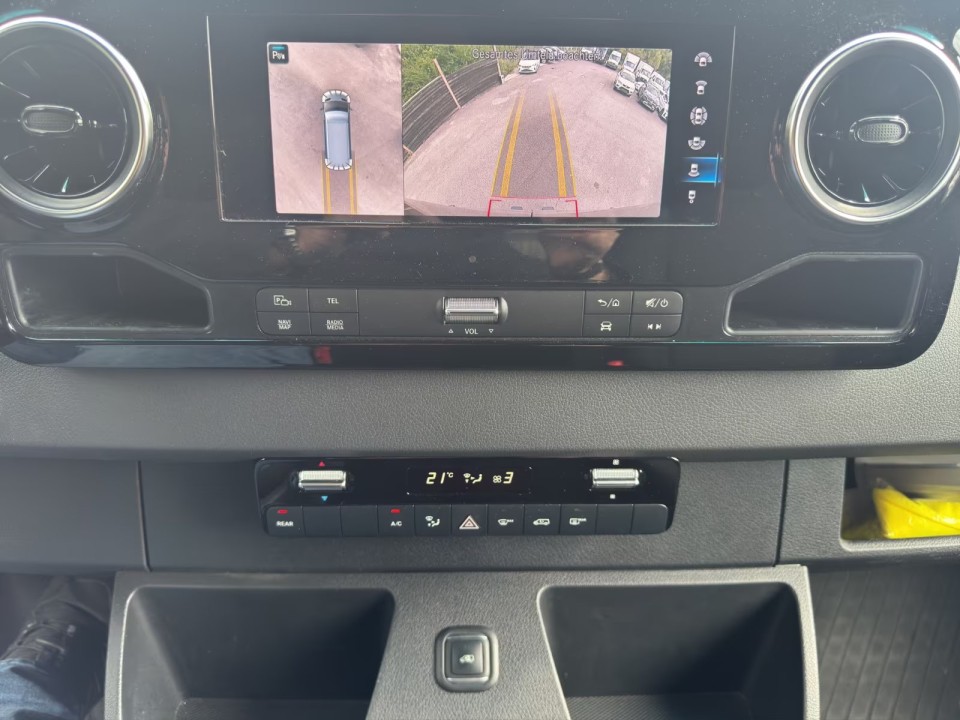 Mercedes-Benz Sprinter 319 CDI V6 L2H2 - foto 14