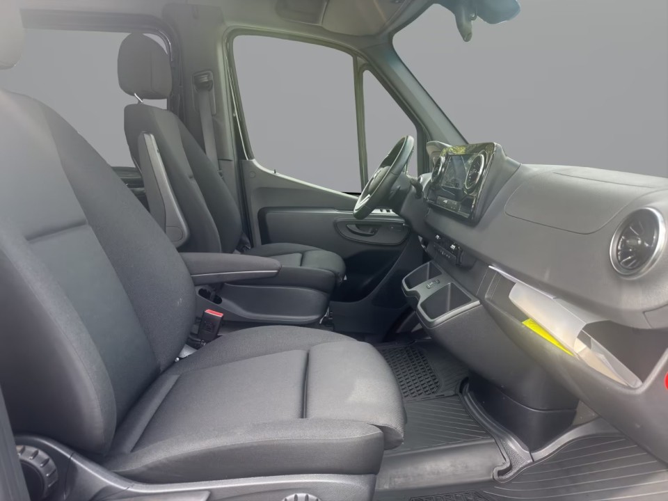 Mercedes-Benz Sprinter 319 CDI V6 L2H2 - foto 13