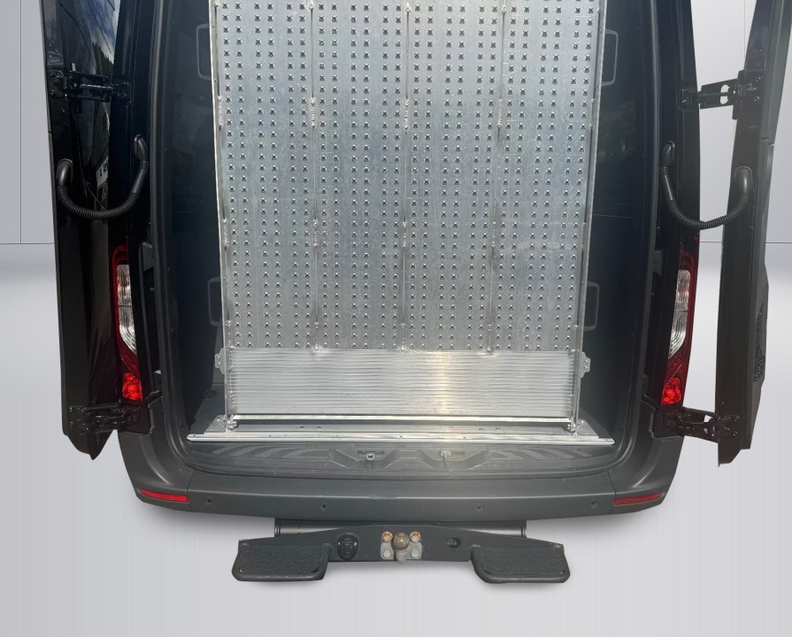 Mercedes-Benz Sprinter 319 CDI V6 L2H2 - foto 23