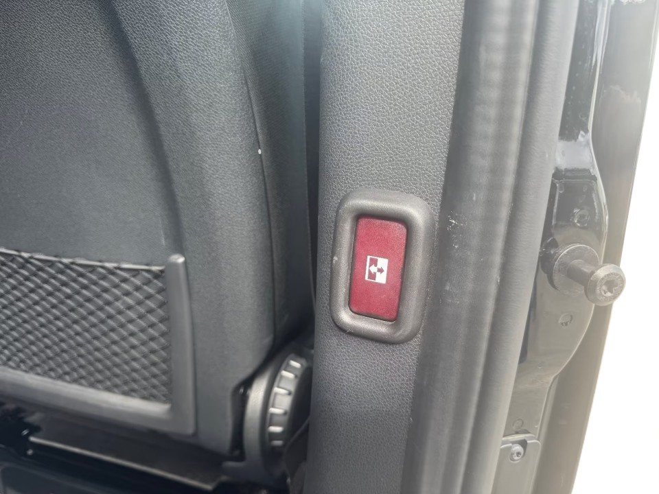 Mercedes-Benz Sprinter 319 CDI V6 L2H2 - foto 17