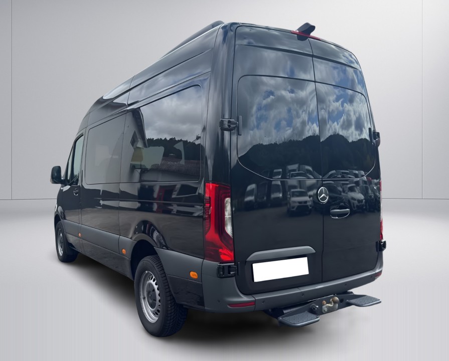 Mercedes-Benz Sprinter 319 CDI V6 L2H2 (5)